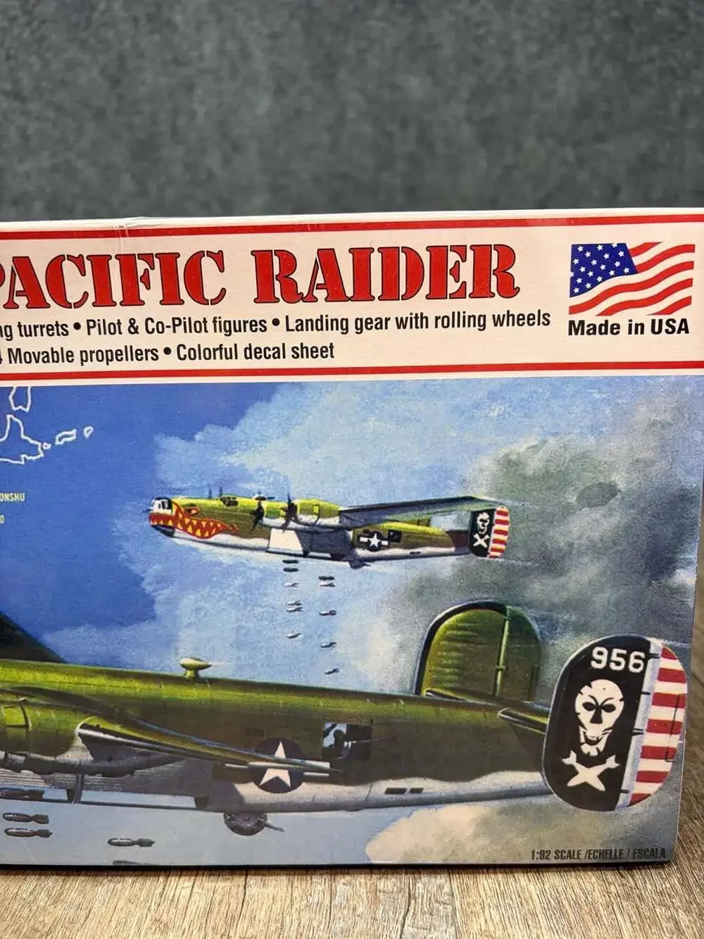 Atlantis 1:92 B-24J Liberator Pacific Raider Model Kit  New & Sealed made in USA